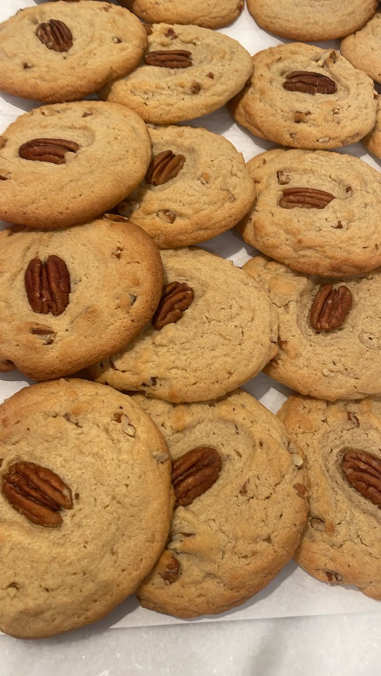 Maple Pecan Cookie - 1/2 dozen